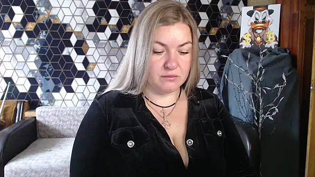 NikaSkylink online show from 13, 4, 2026