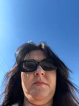 Liza Will online show from 13, 9, 2025