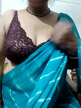 Snapshot of Cuty_siya_143 chatting on 13, 9, 2025 Cuty siya 143 online show from 13, 9, 2025