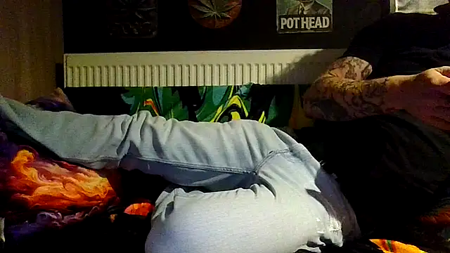 Flash0910 online show from 20, 10, 2025