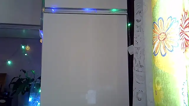 Krystal 82 online show from 29, 10, 2025