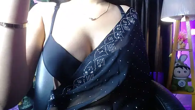 Snapshot of kiara_1122 chatting on 24, 5, 2026 kiara 1122 online show from 24, 5, 2026