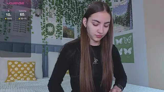 Ashley Pierce online show from 4, 10, 2025