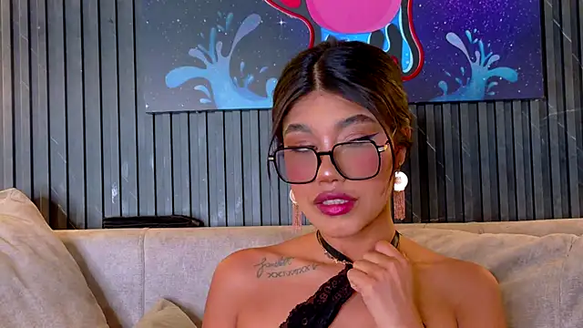 Snapshot of ZafiraRose chatting on 2, 11, 2025 ZafiraRose online show from 2, 11, 2025