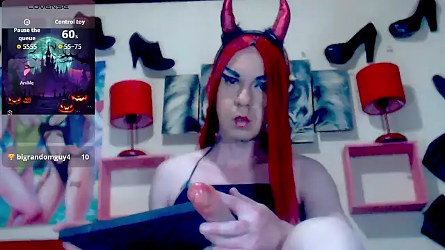 Snapshot of blondehot5v chatting on 21, 11, 2025 blondehot5v online show from 21, 11, 2025