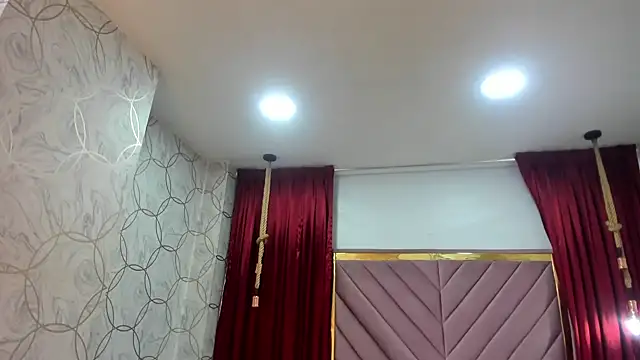 Snapshot of rubyrouge__ chatting on 9, 10, 2025 rubyrouge online show from 9, 10, 2025