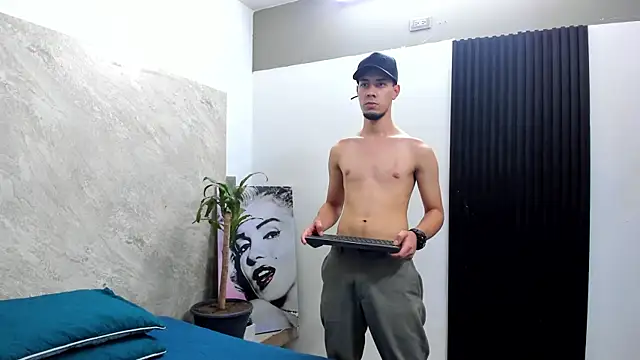 Snapshot of _Axel_09 chatting on 1, 10, 2025 Axel 09 online show from 1, 10, 2025