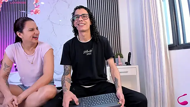 JackAndRosse  online show from 2, 12, 2025