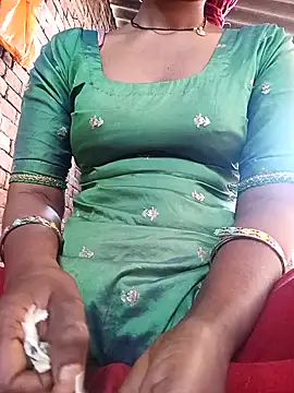 Snapshot of Reeta-rani chatting on 1, 11, 2025 Reeta-rani online show from 1, 11, 2025