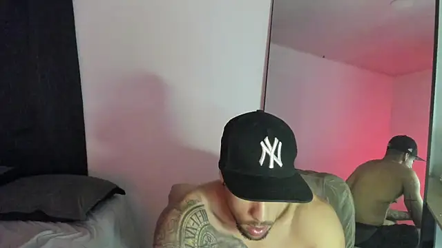 Snapshot of ThiagoLugo chatting on 25, 10, 2025 ThiagoLugo online show from 25, 10, 2025