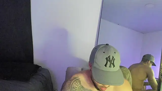 Snapshot of ThiagoLugo chatting on 20, 12, 2025 ThiagoLugo online show from 20, 12, 2025