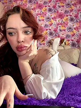 Hannah xBaby online show from 12, 9, 2025