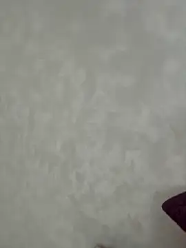 Hannah xBaby online show from 1, 10, 2025