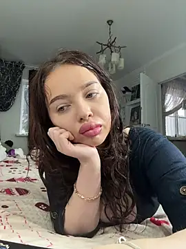 Hannah xBaby online show from 9, 1, 2026