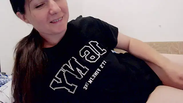 Snapshot of simpledi chatting on 8, 11, 2025 simpledi online show from 8, 11, 2025