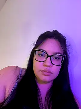 Snapshot of Emily_Taylor2 chatting on 1, 10, 2025 Emily Taylor2 online show from 1, 10, 2025