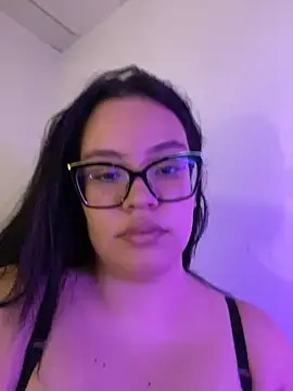 Snapshot of Emily_Taylor2 chatting on 22, 10, 2025 Emily Taylor2 online show from 22, 10, 2025