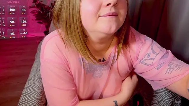 Snapshot of NaomiRey1 chatting on 23, 2, 2026 NaomiRey1 online show from 23, 2, 2026