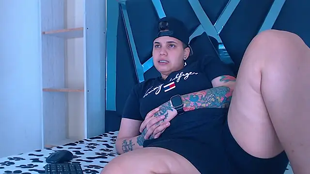 karla sexy21 online show from 31, 10, 2025