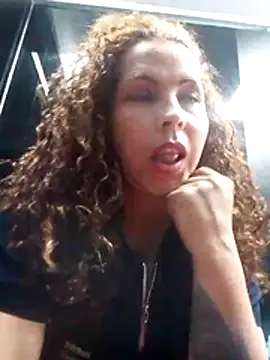 Snapshot of Yanis_Ariel12 chatting on 3, 12, 2025 Yanis Ariel12 online show from 3, 12, 2025