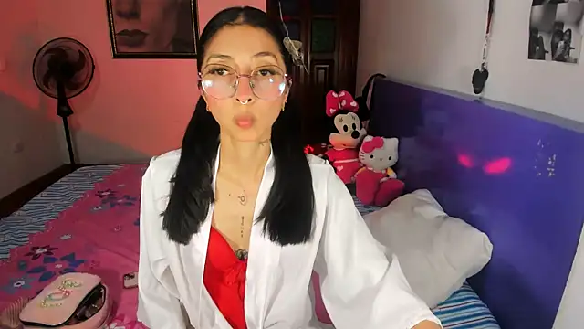 Anais lux online show from 30, 6, 2026