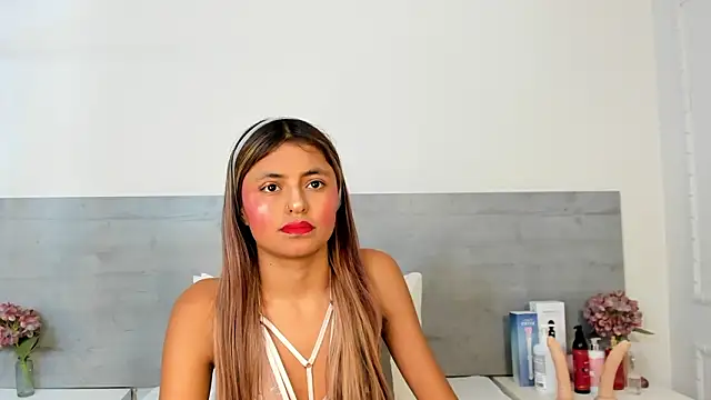 sunnyWhitee online show from 2, 2, 2026