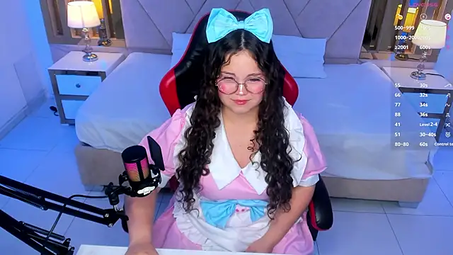 Snapshot of ShylySweet chatting on 1, 12, 2025 ShylySweet online show from 1, 12, 2025