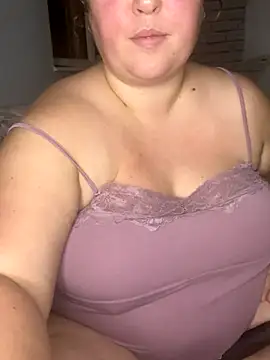 Snapshot of roxey-1997 chatting on 15, 10, 2025 roxey-1997 online show from 15, 10, 2025