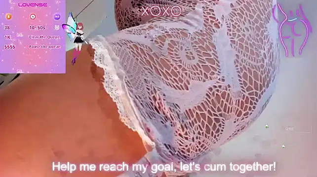 BrandyQueenx online show from 3, 12, 2025