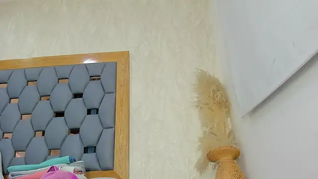 crystal sm online show from 27, 2, 2026