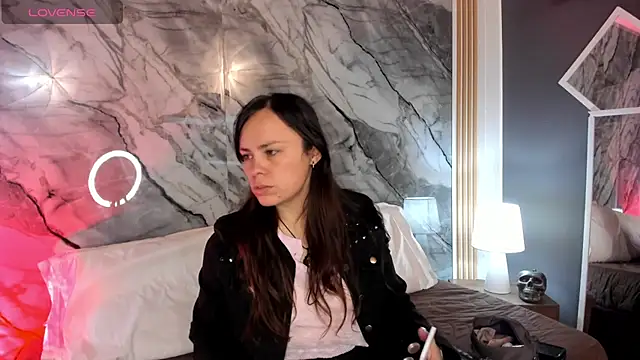 Snapshot of Astridhotman chatting on 17, 10, 2025 Astridhotman online show from 17, 10, 2025