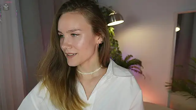 Snapshot of _Clare_Florence_ chatting on 10, 10, 2025  Clare Florence  online show from 10, 10, 2025