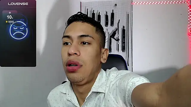 dylan apol0 online show from 28, 9, 2025