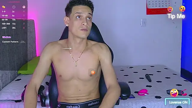 Ethanho0t online show from 10, 7, 2026