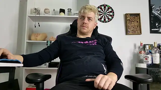 aaron nvk online show from 14, 4, 2026