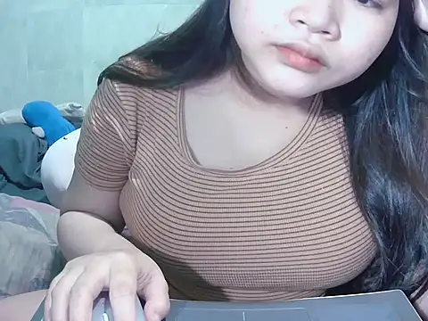 Lily3322 online show from 11, 2, 2026