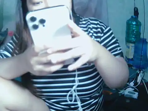 Snapshot of Lily3322 chatting on 17, 7, 2026 Lily3322 online show from 17, 7, 2026