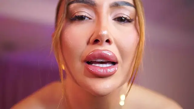 Snapshot of ZennySings chatting on 29, 11, 2025 ZennySings online show from 29, 11, 2025