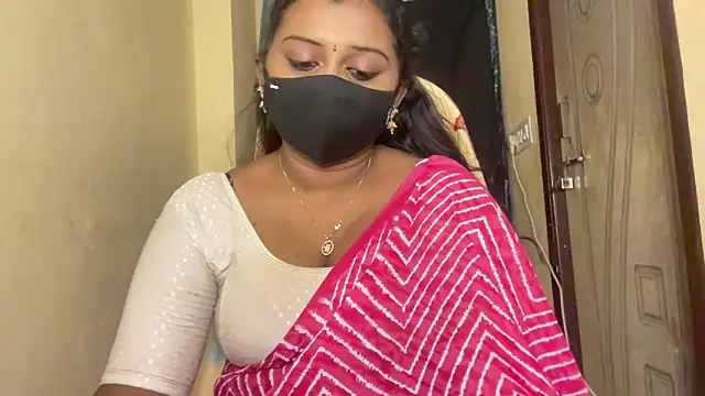 Snapshot of Pavani-Sexy chatting on 21, 2, 2026 Pavani-Sexy online show from 21, 2, 2026