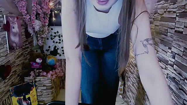 Snapshot of Amanda_Bright_ chatting on 3, 10, 2025 Amanda Bright online show from 3, 10, 2025