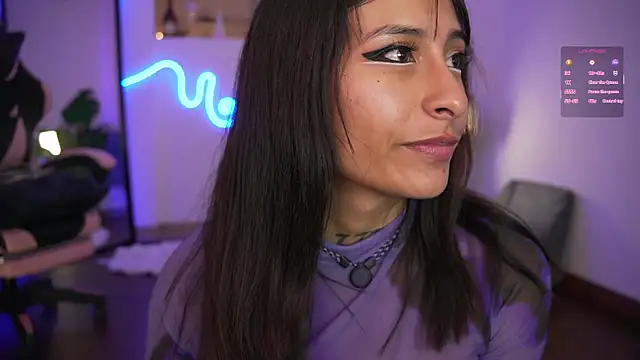 AnnieCouperr online show from 29, 3, 2026