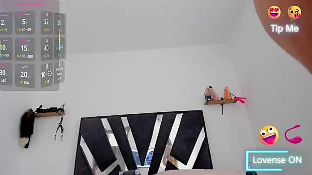 Demy Rhoades online show from 5, 11, 2025