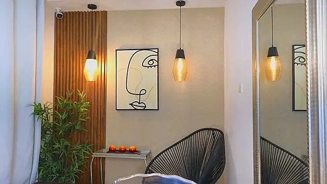 Lia Mar  online show from 4, 11, 2025