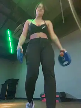 Snapshot of BellaLeclair chatting on 5, 12, 2025 BellaLeclair online show from 5, 12, 2025