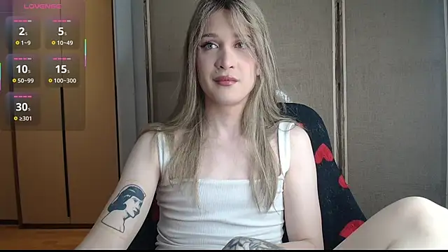 Snapshot of Crystal_Valentine chatting on 16, 6, 2026 Crystal Valentine online show from 16, 6, 2026