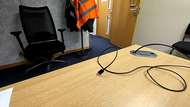 Oorse1966 online show from 22, 10, 2025