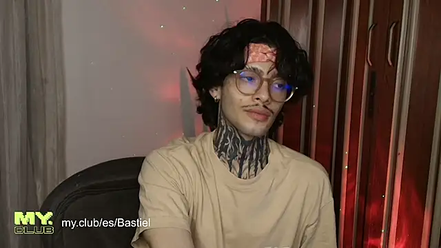 Mihail leroy online show from 17, 4, 2026