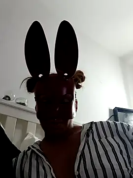 LightskinBumpa online show from 4, 10, 2025