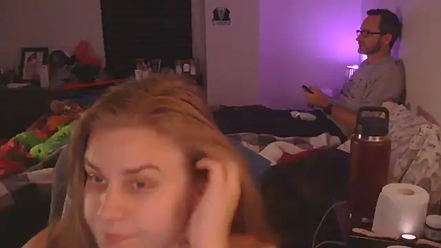 Snapshot of Sexyblonde12344 chatting on 11, 9, 2025 Sexyblonde12344 online show from 11, 9, 2025