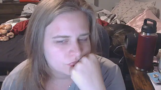 Snapshot of Sexyblonde12344 chatting on 20, 9, 2025 Sexyblonde12344 online show from 20, 9, 2025